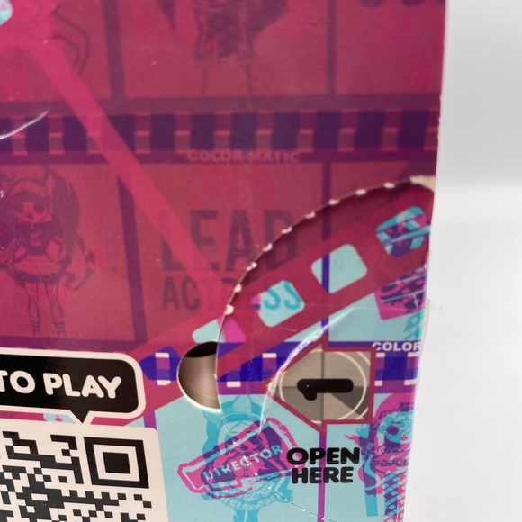 LOL Surprise OMG Movie Magic Spirit Queen Fashion Doll with 25 Surprises - Picture 10 of 11